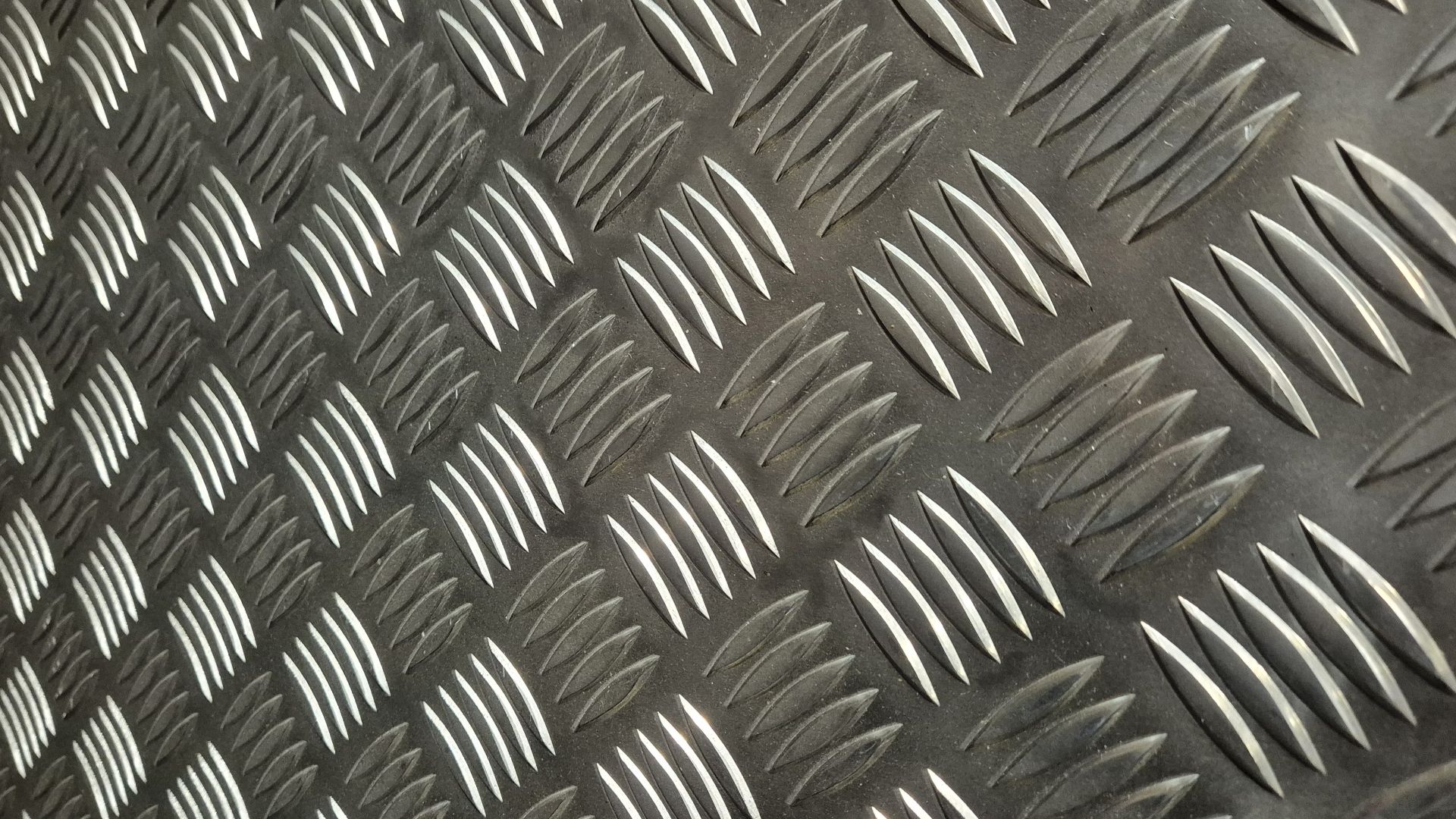 Image de la catégorie Tôle striée en aluminium